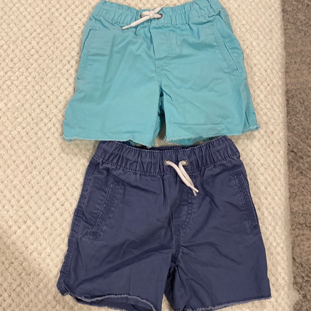 Osh kosh blue shorts size 3T
